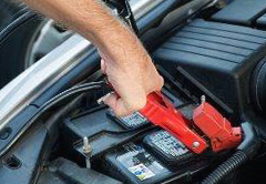 Auto accu opladen